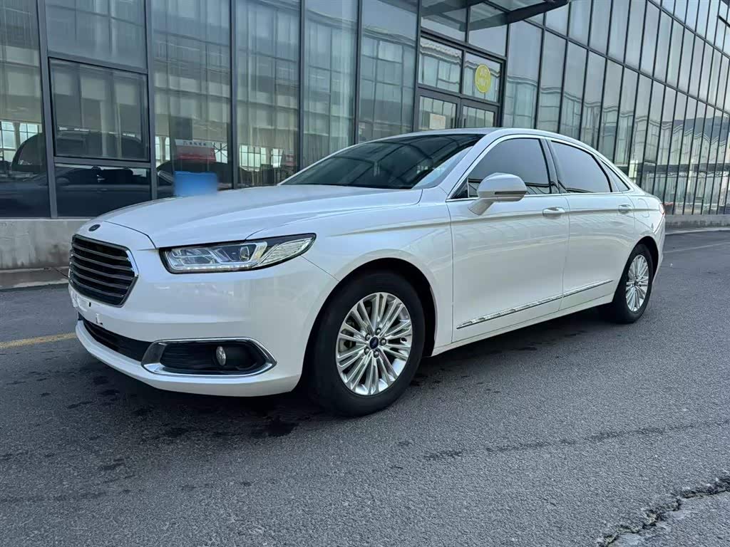 Ford Taurus