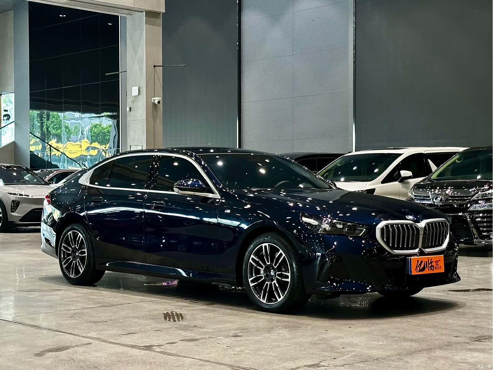BMW 5 Series, 2025 3