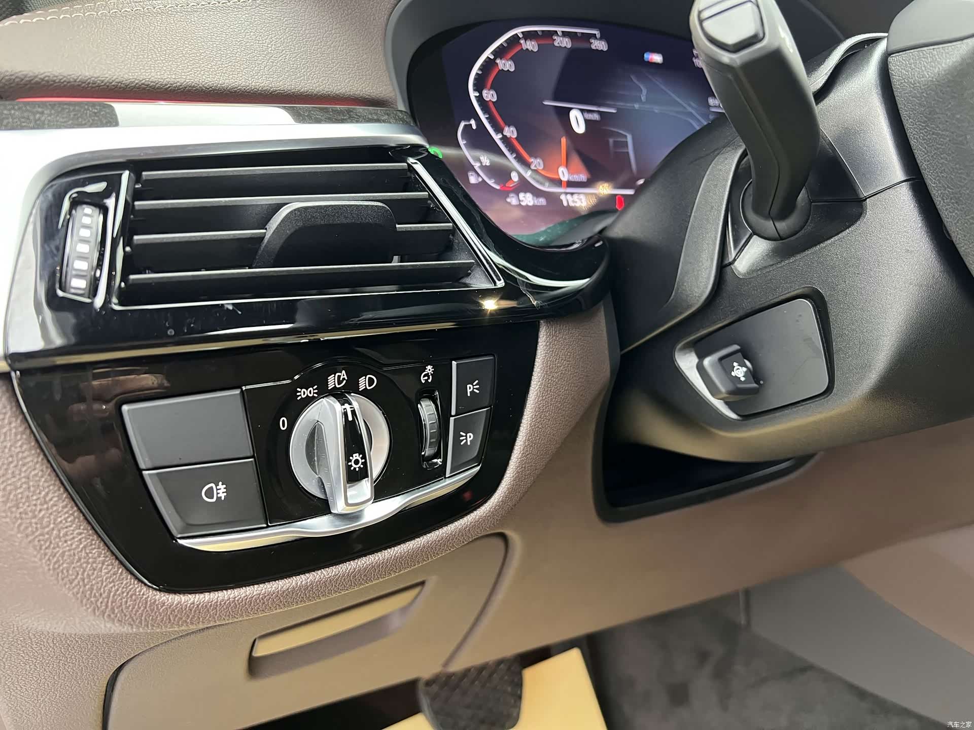 BMW 5 Series, 2023 все фото