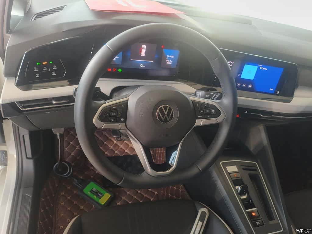 Volkswagen Golf, 2023 11