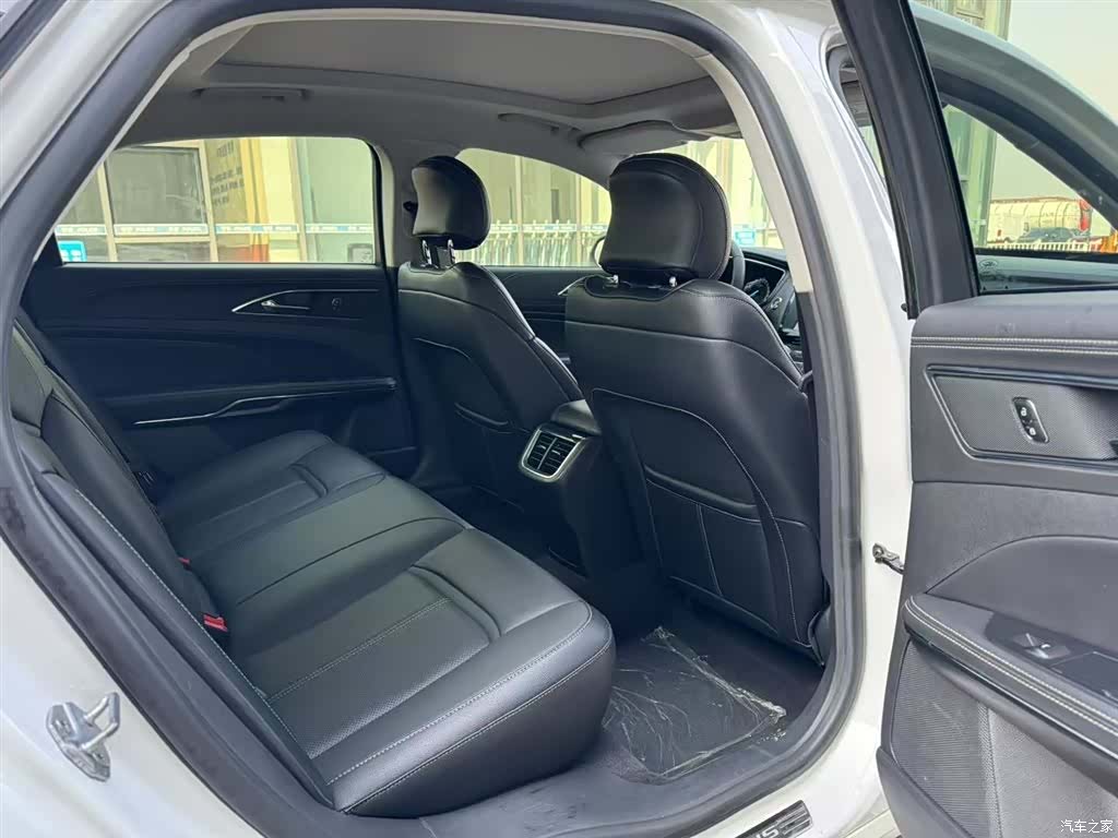 Ford Taurus, 2019 20