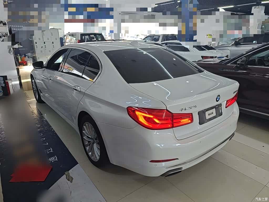 BMW 5 Series, 2018 все фото