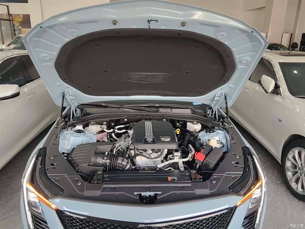 Cadillac CT5, 2025 20