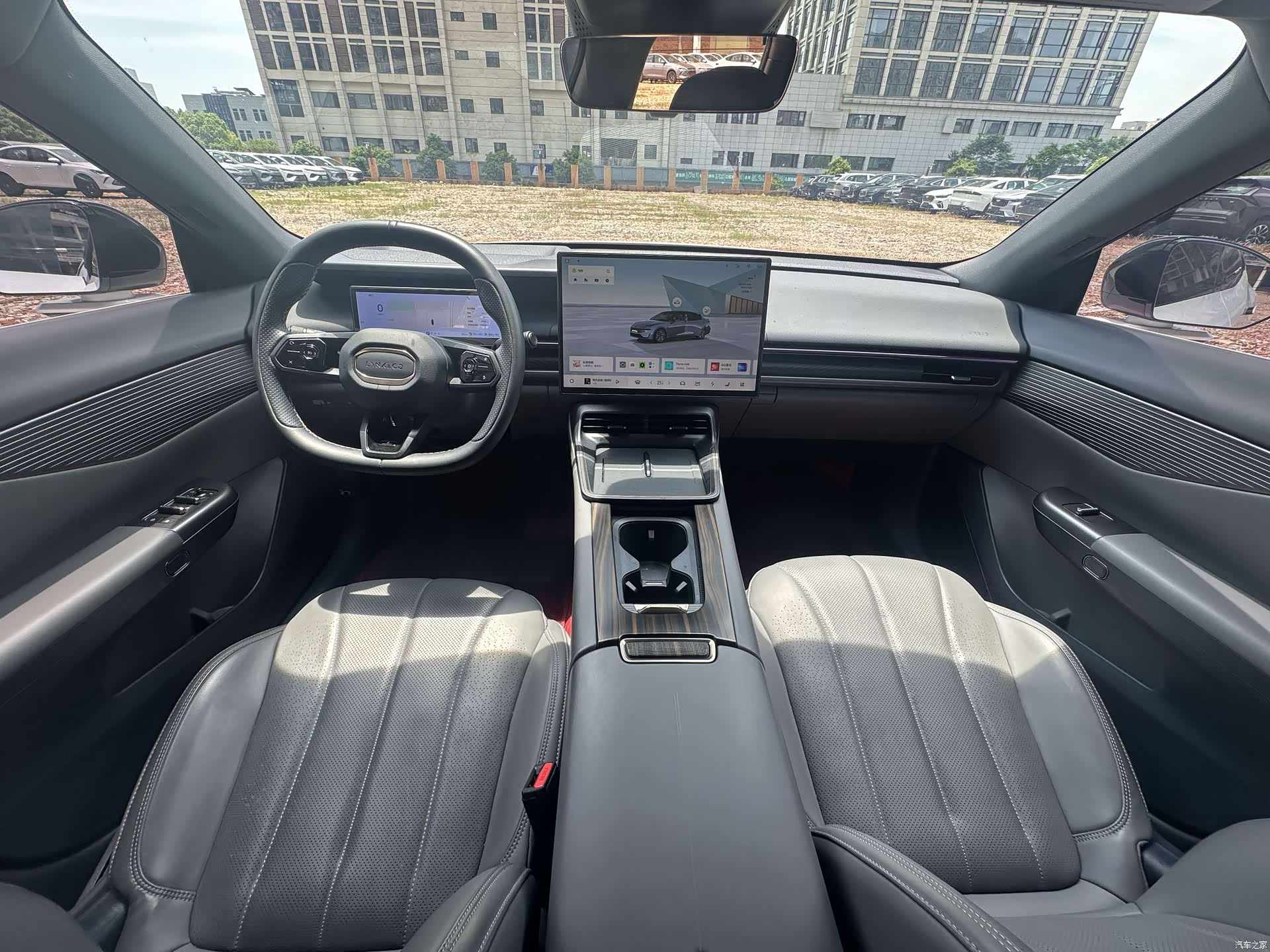 Lynk & Co 02, 2024 12