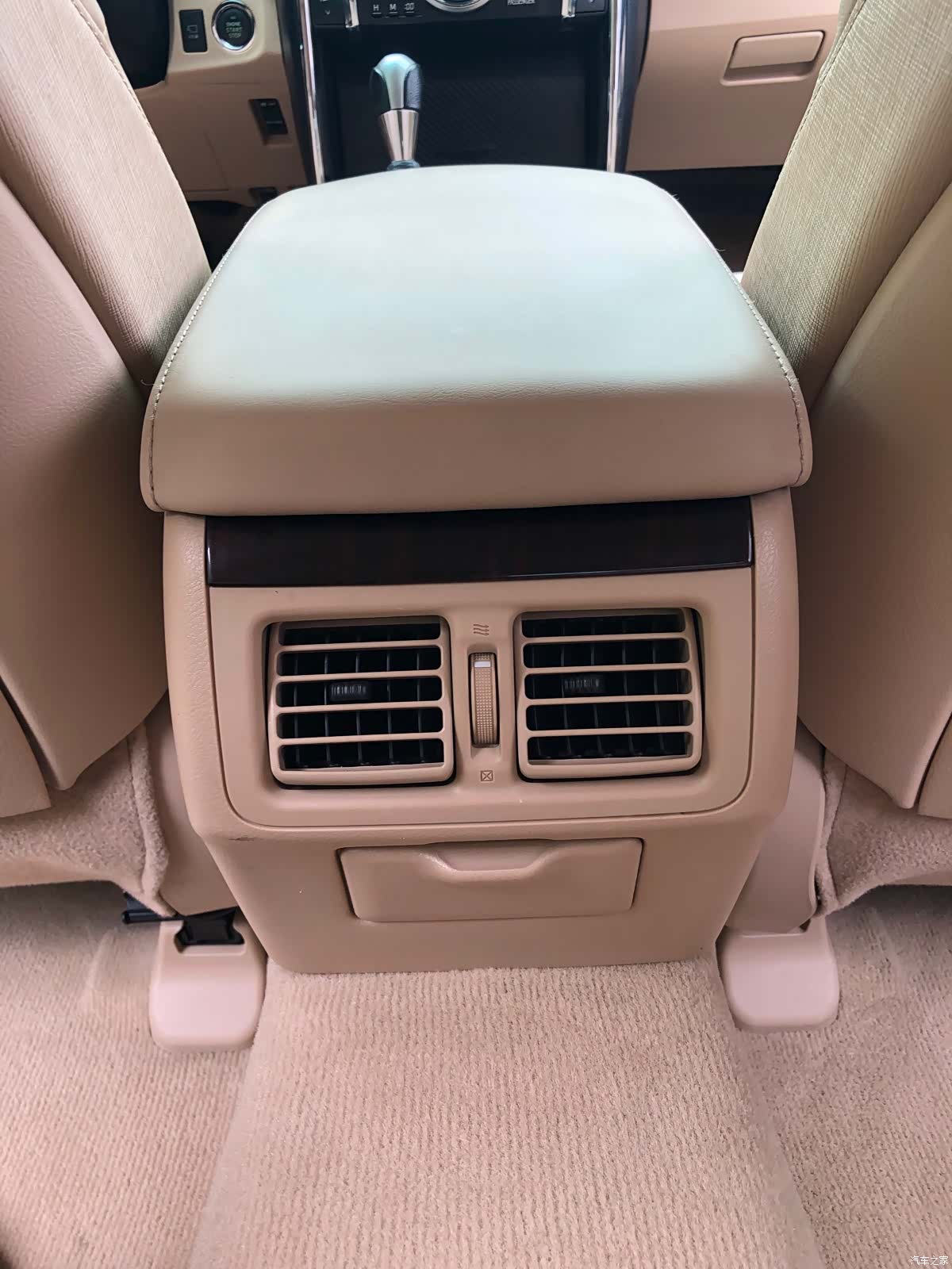 Toyota 3.0V, 2010 17
