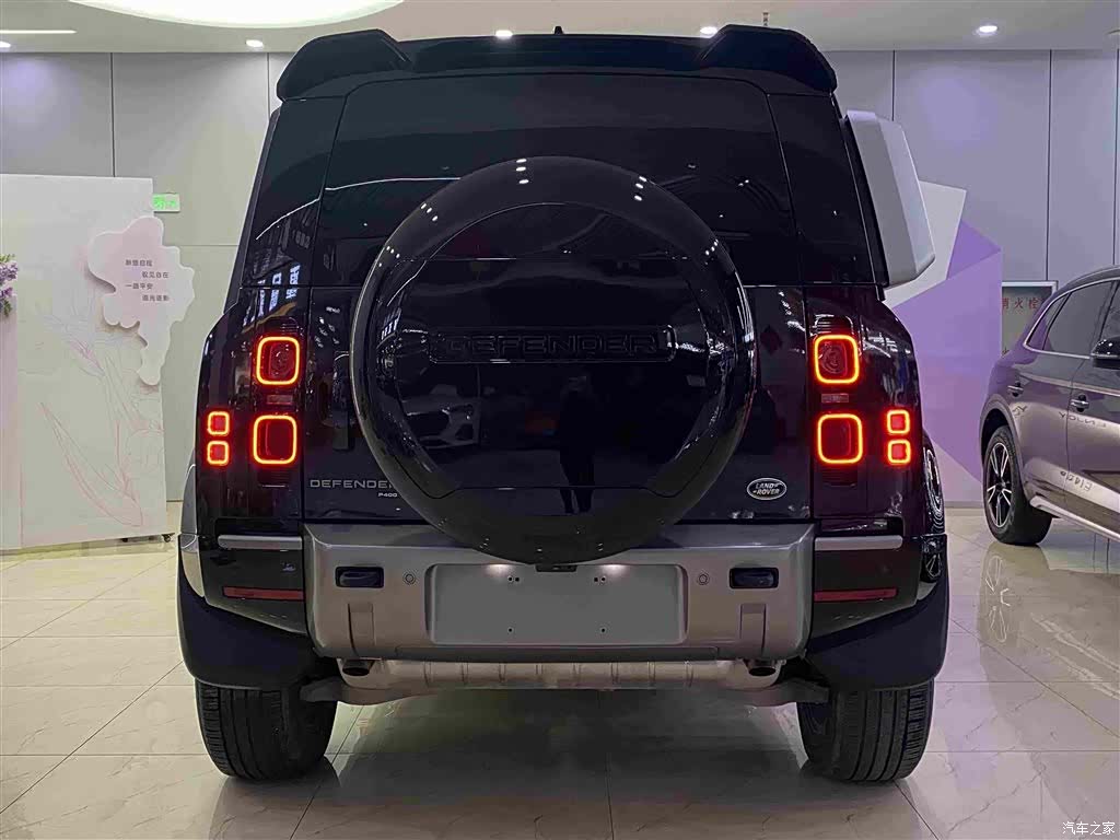 Land Rover Defender, 2022 15