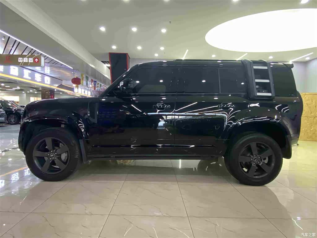 Land Rover Defender, 2022 6