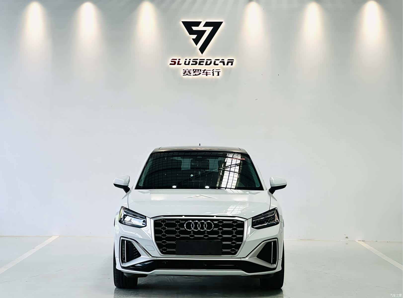 Audi Q2L, 2025 2