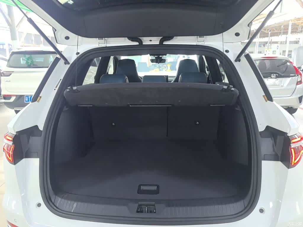 BYD Song, 2021 19