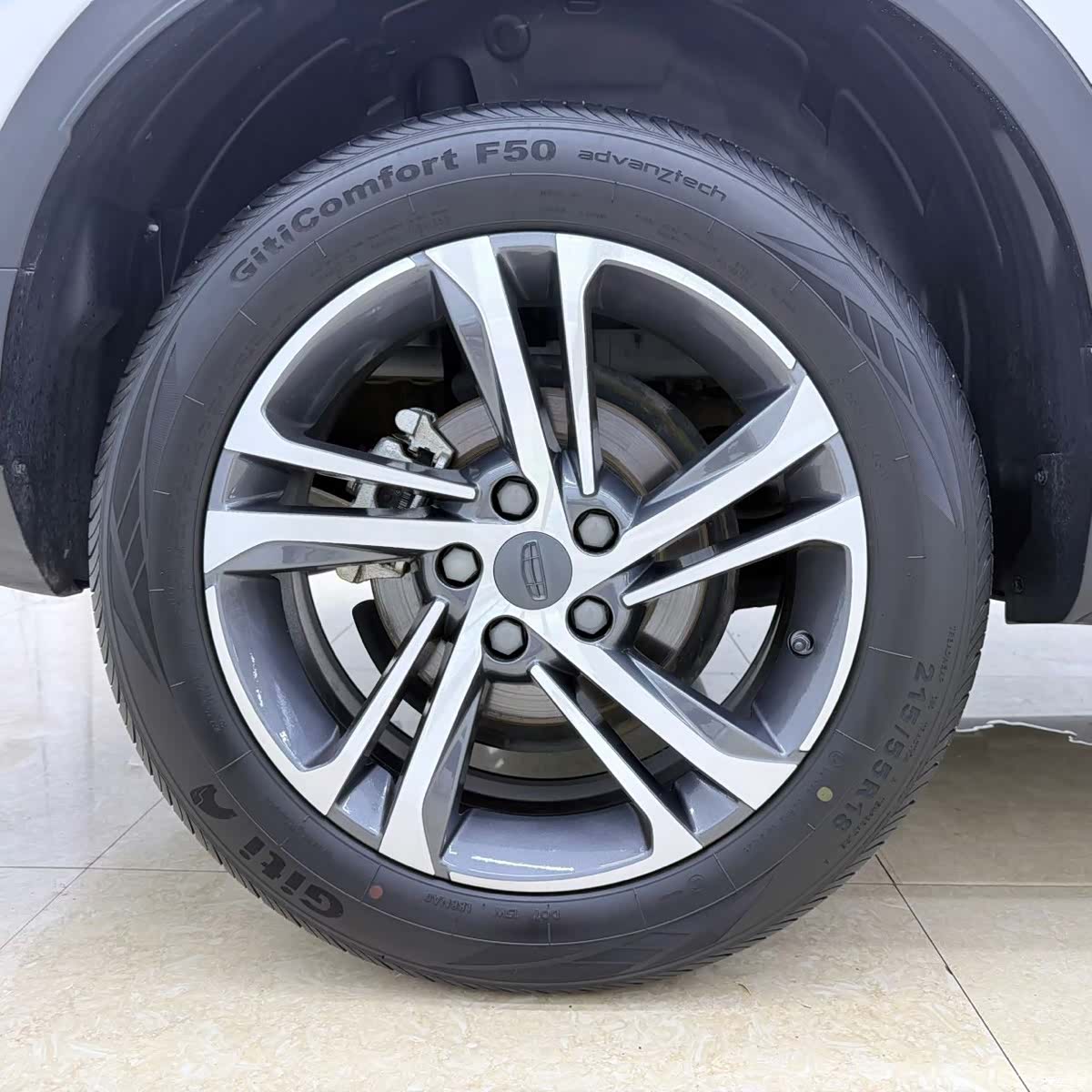 Geely Coolray, 2021 25