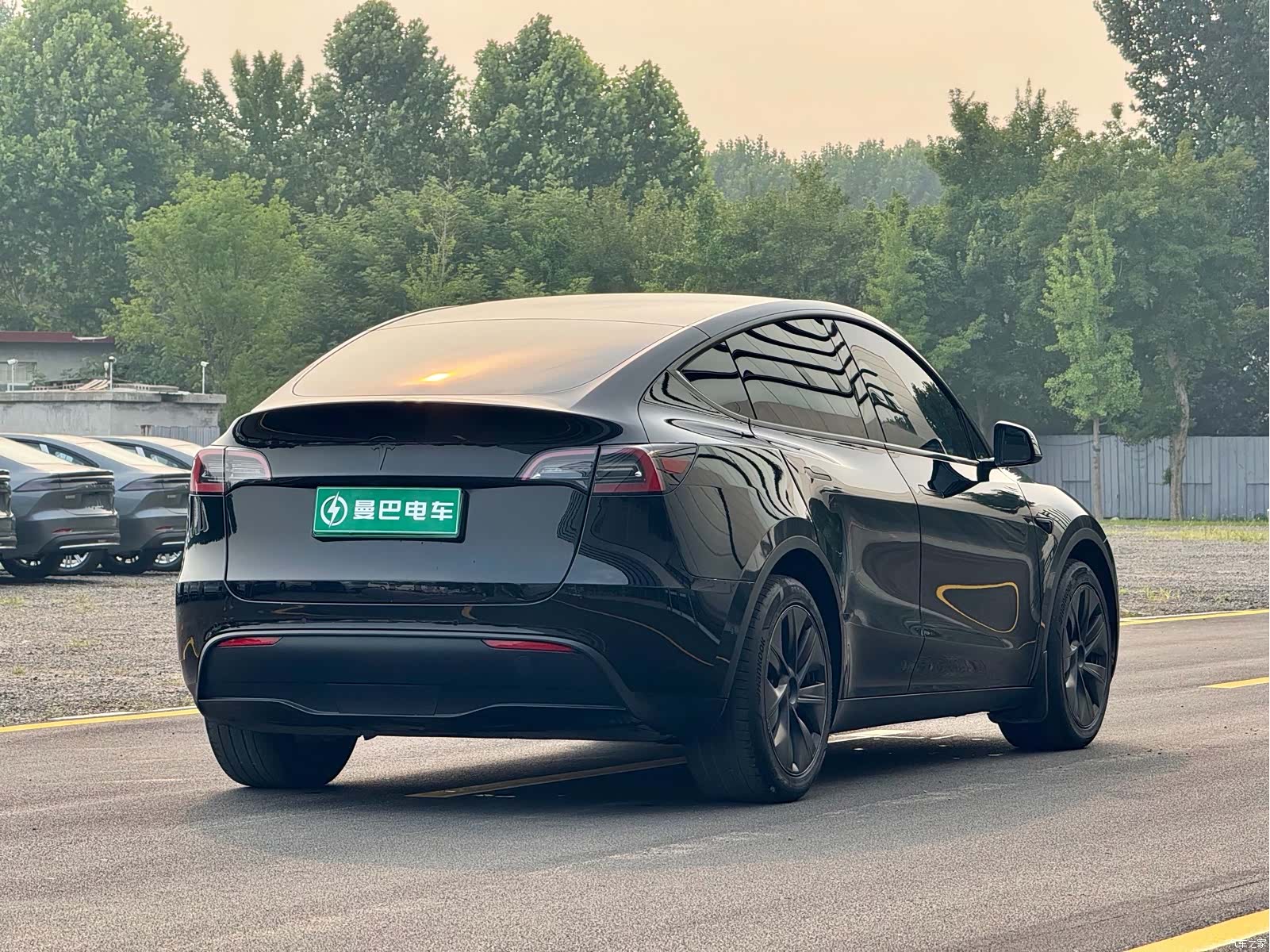 Tesla Model Y, 2023 7