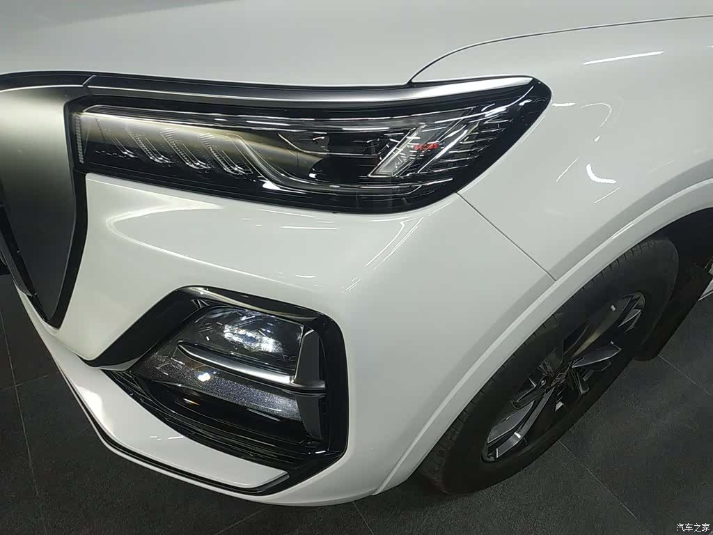 Hongqi HS5, 2023 18