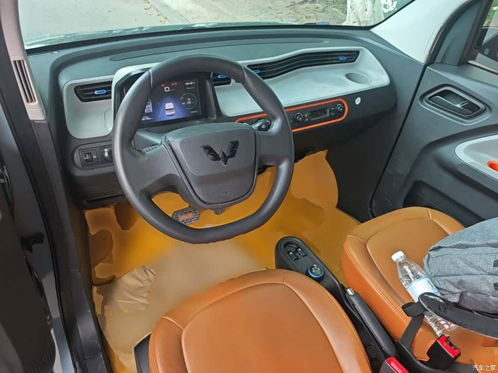 Wuling MINIEV, 2020 6
