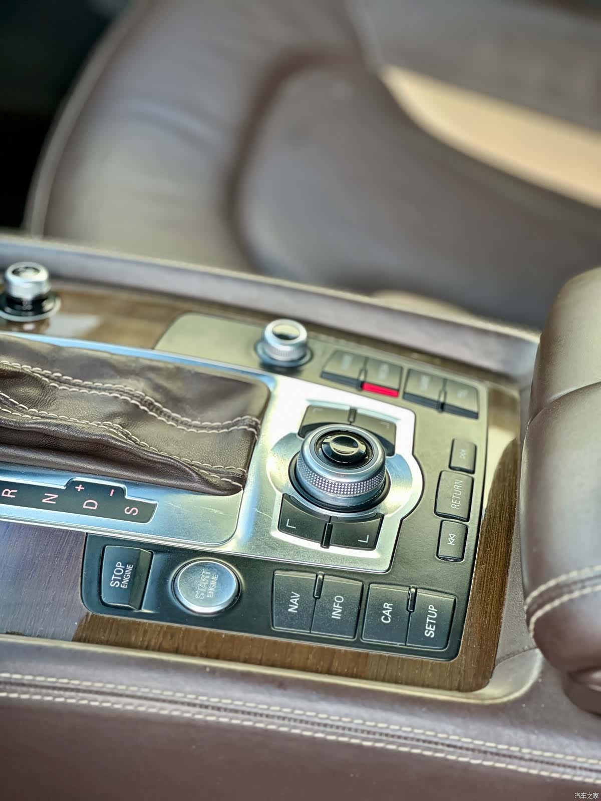 Audi Q7, 2011 33
