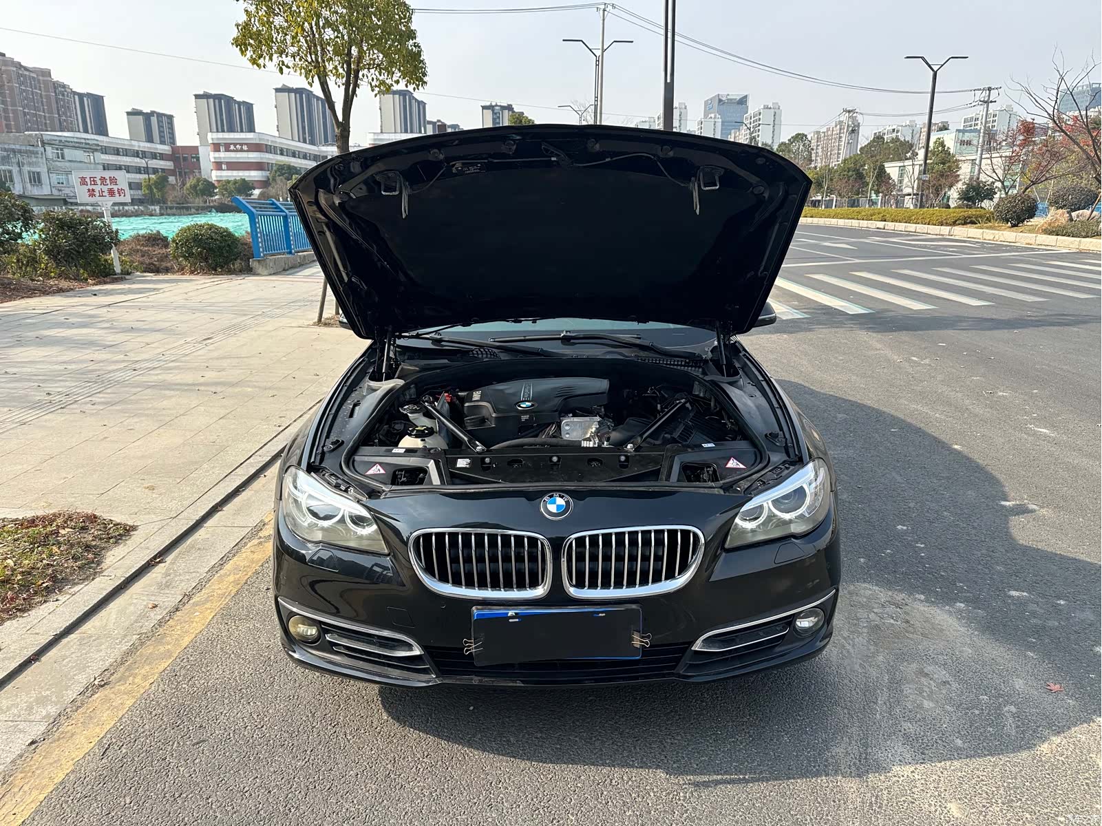 BMW 5 Series, 2014 13