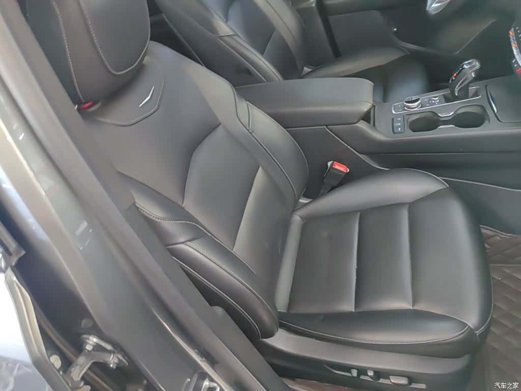 Cadillac XT4, 2019 25