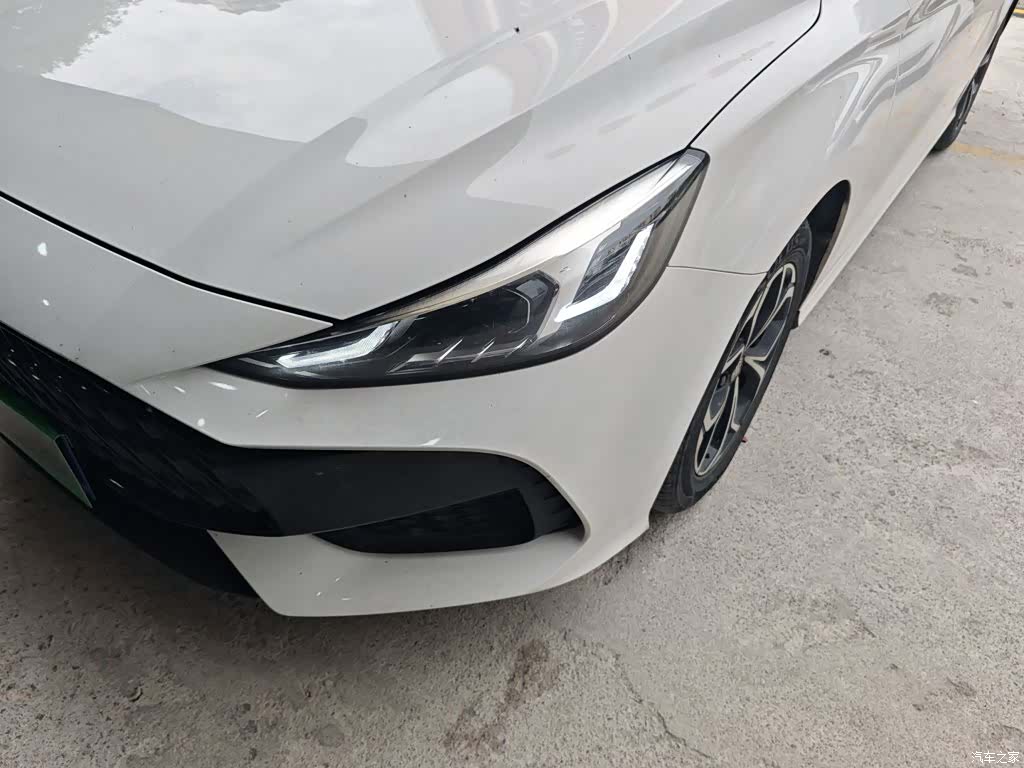 MG MG5, 2022 18