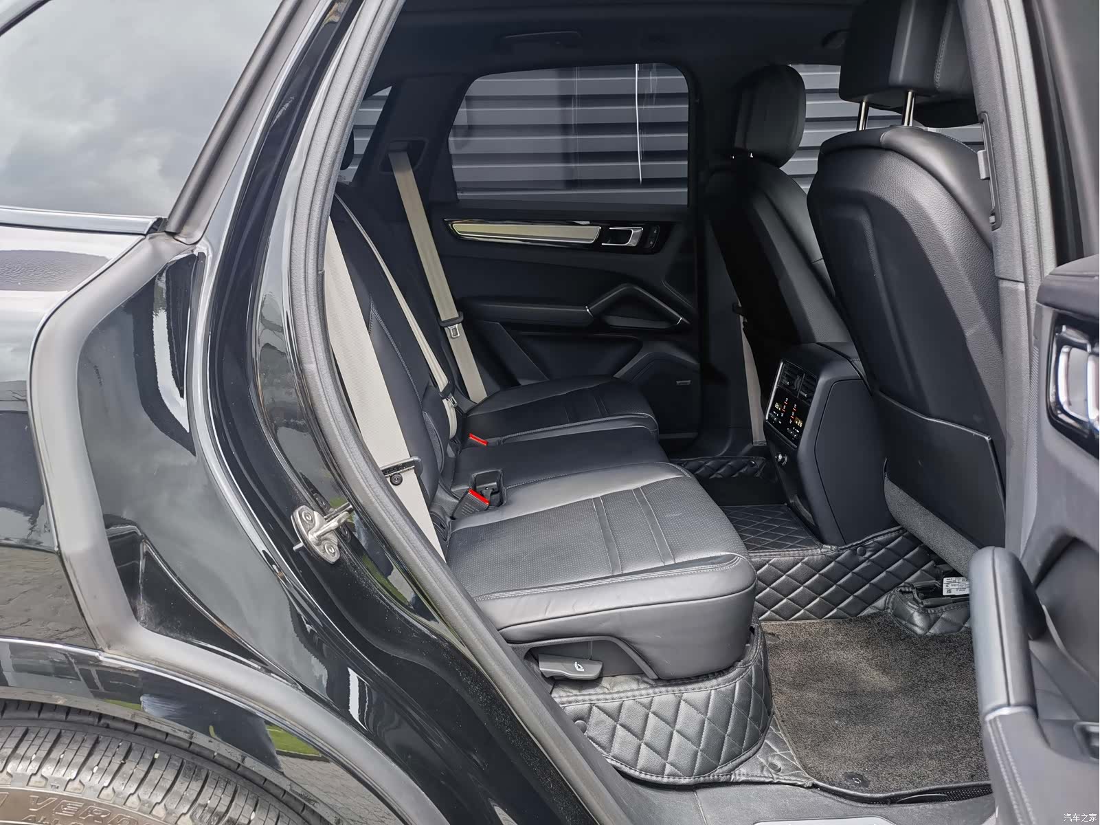 Porsche Cayenne, 2023 6