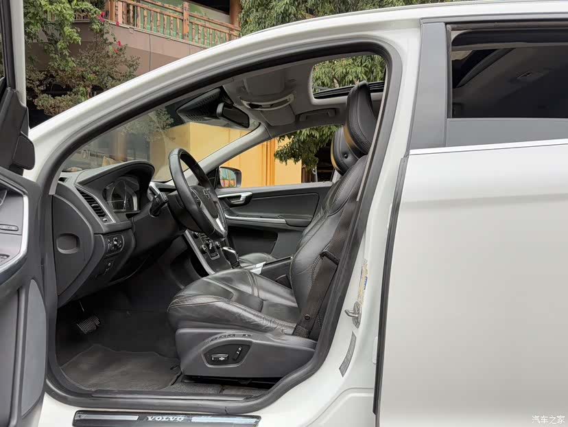 Volvo XC60, 2013 6