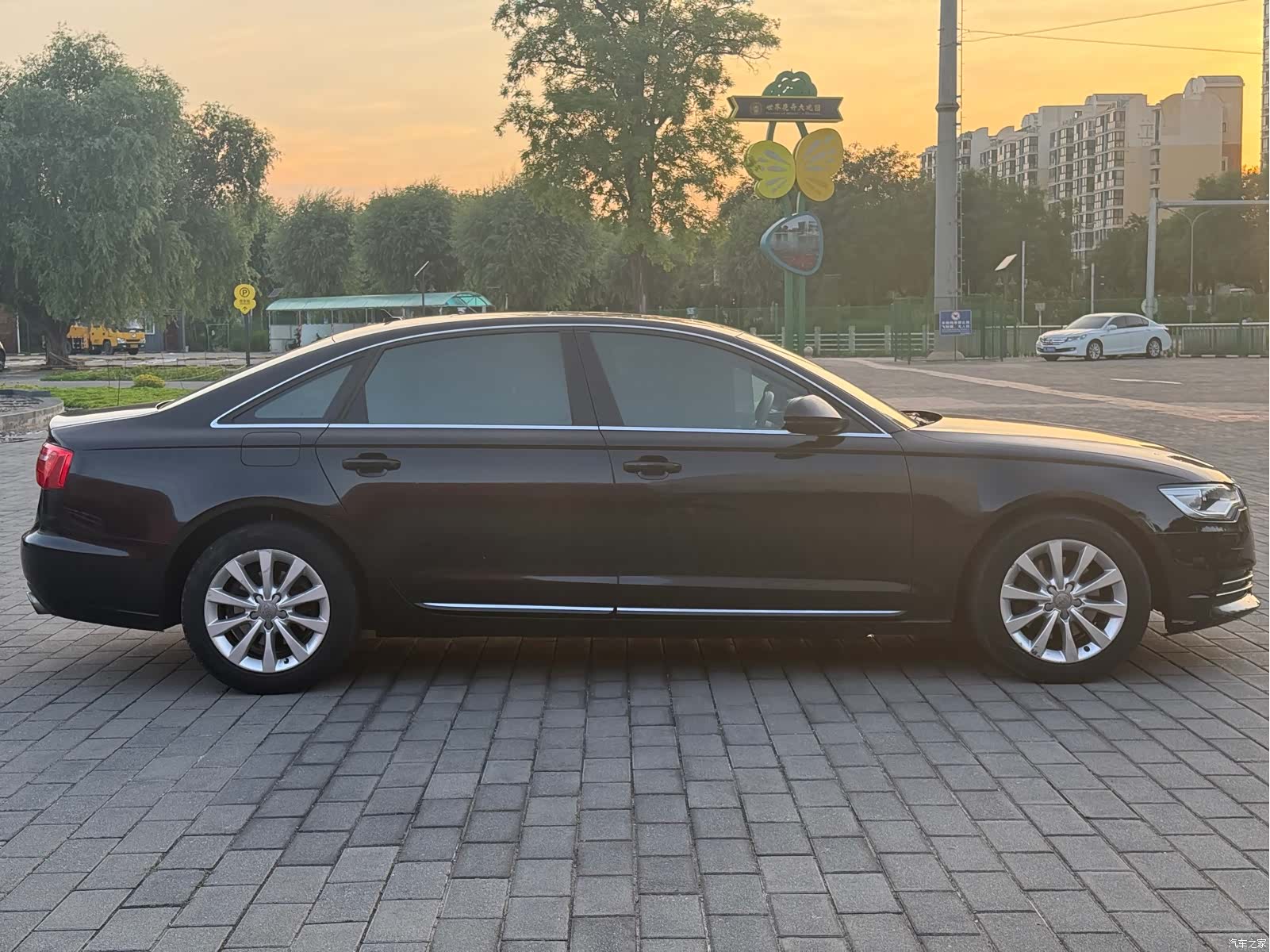Audi A6L, 2013 8