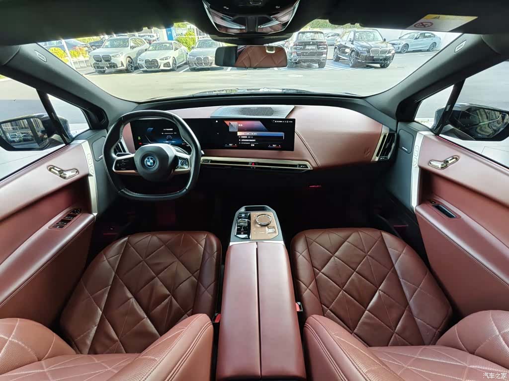 BMW iX, 2023 15