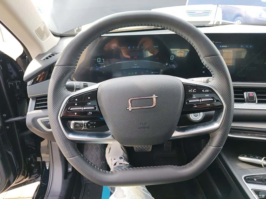 Bestune B70, 2024 11