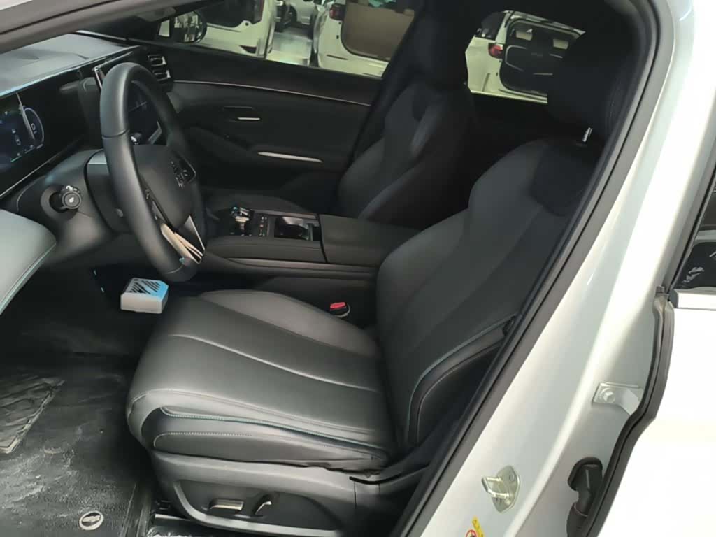 BYD Qin, 2024 15