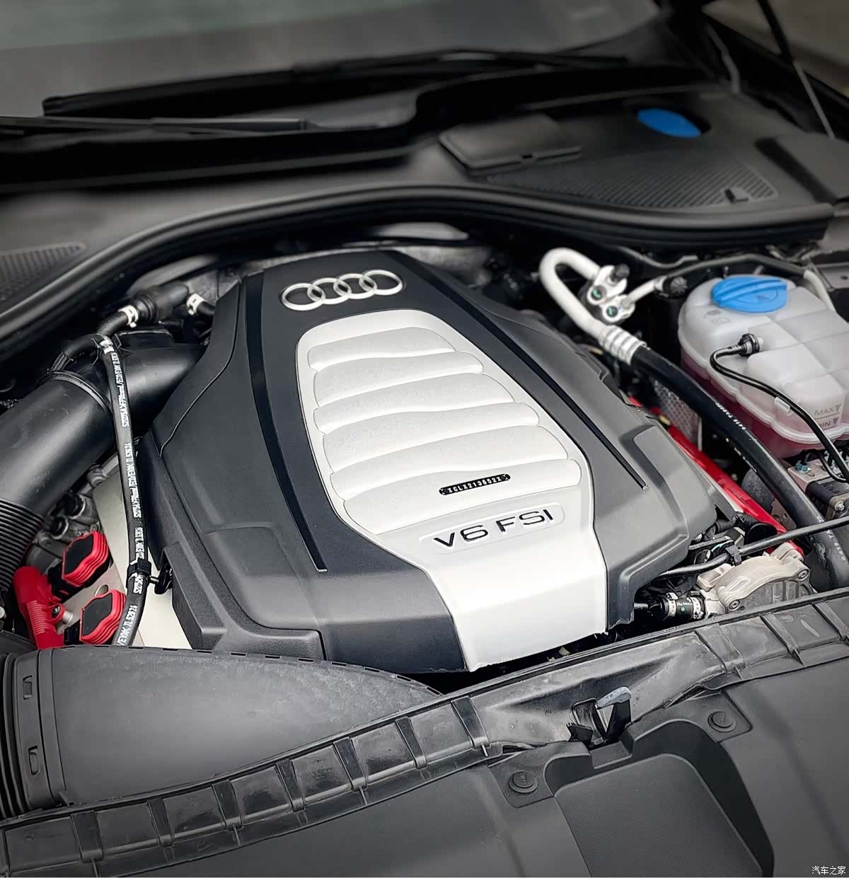 Audi A6L, 2015 12
