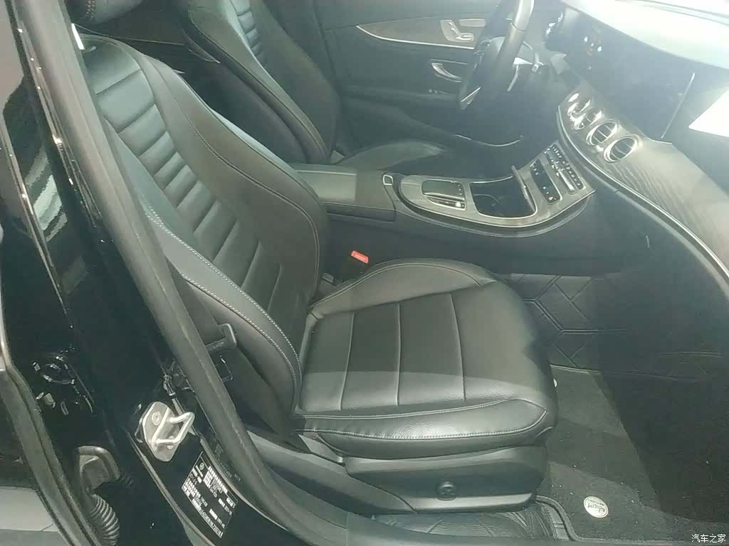 Mercedes-Benz E-Class, 2021 20