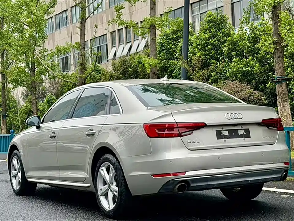 Audi A4L