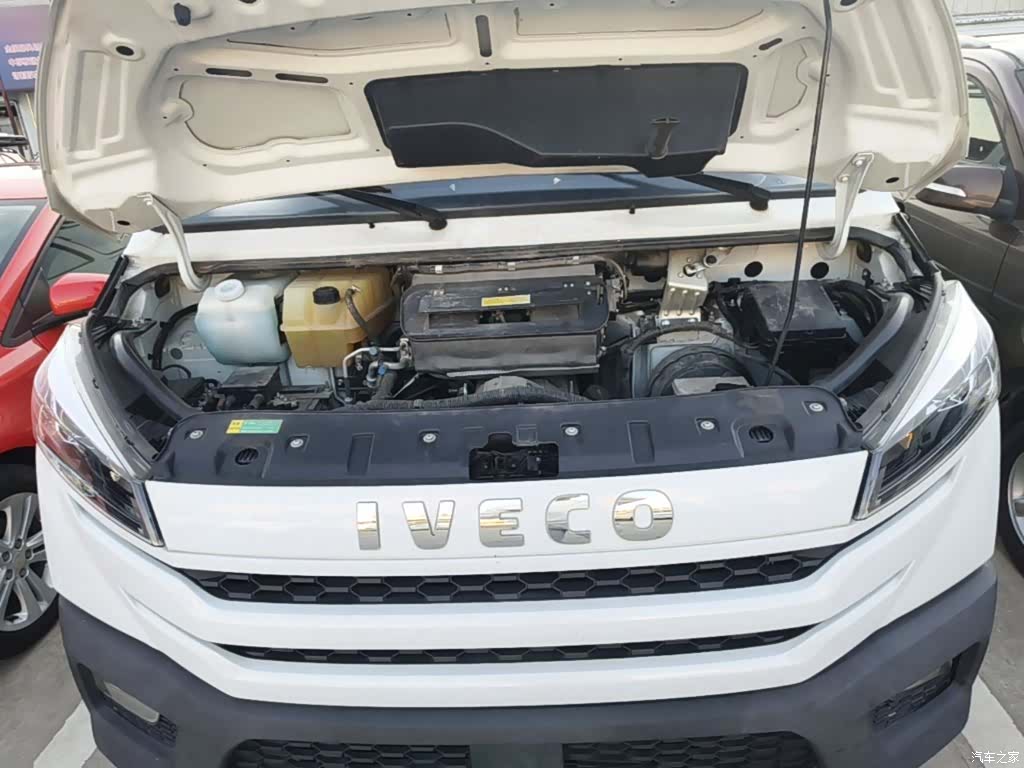 Iveco V40, 2024 13