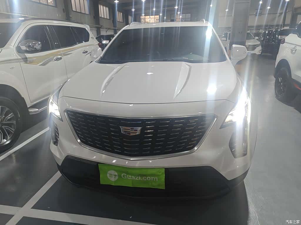 Cadillac XT4, 2023 3