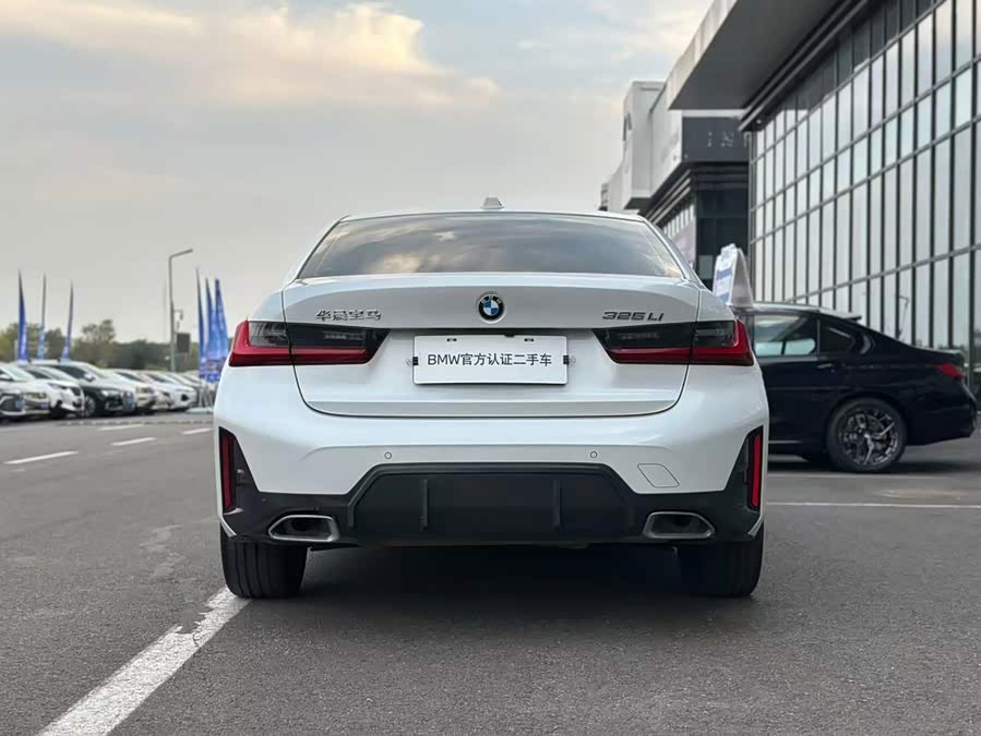BMW 3 Series 2023, фото 14