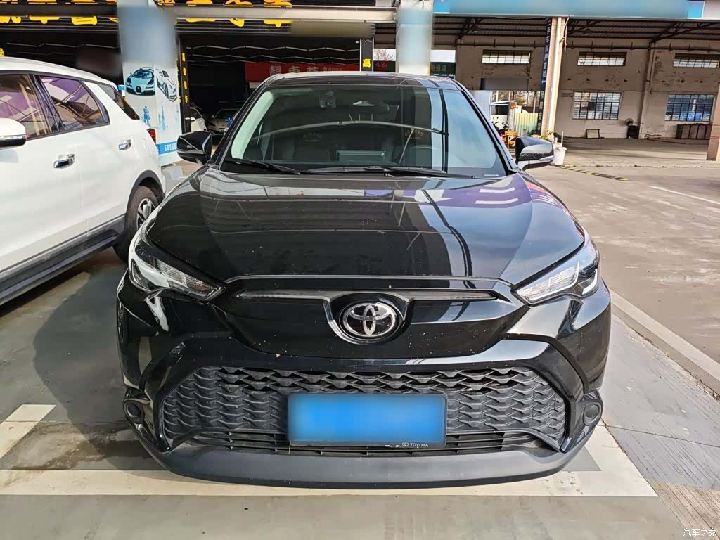 Toyota Frontlander, 2024 3