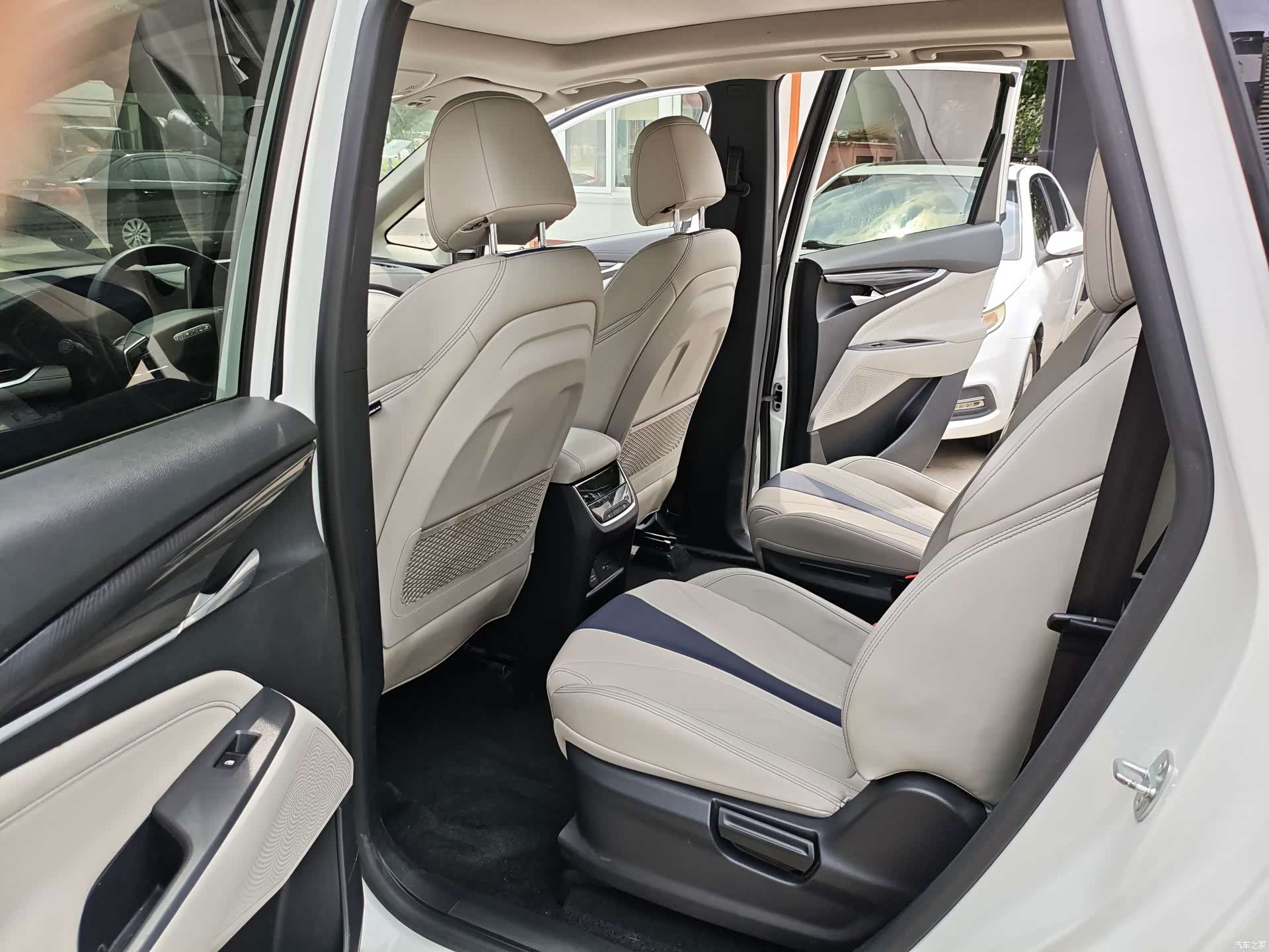 Maxus G50, 2021 9