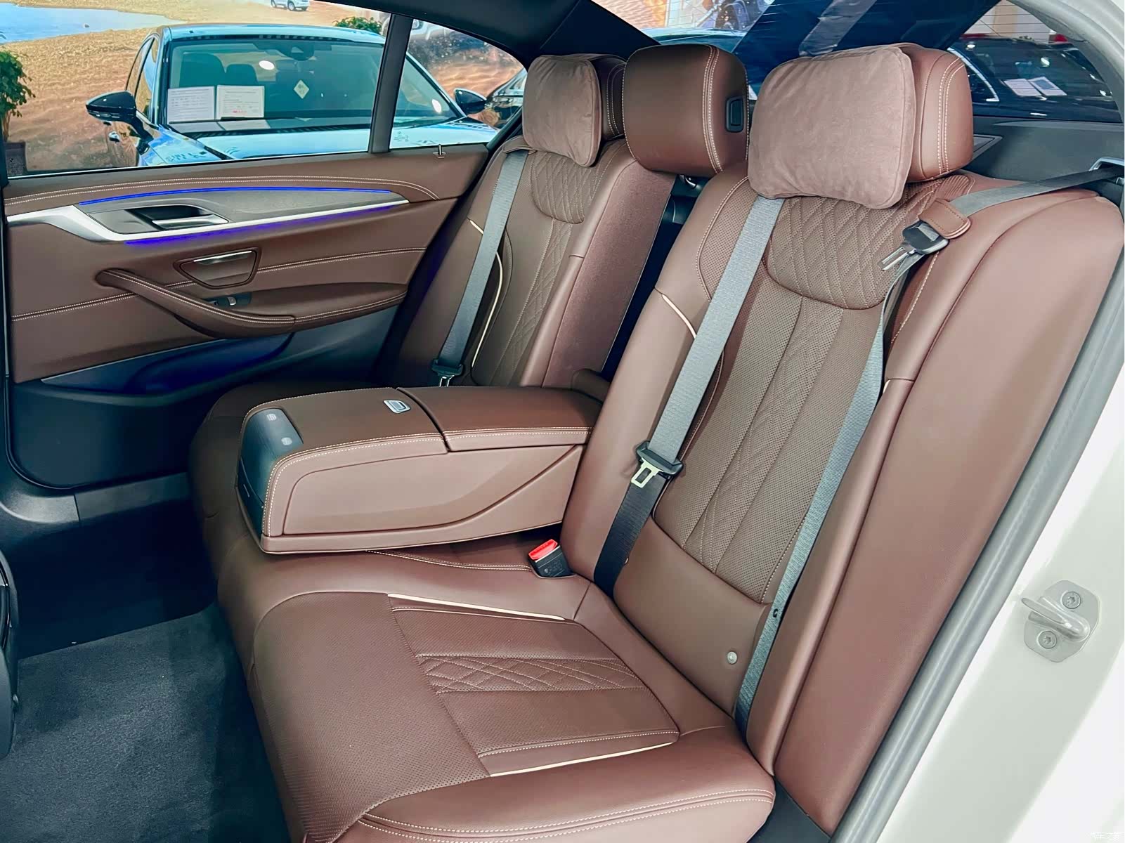 BMW 5 Series, 2024 11