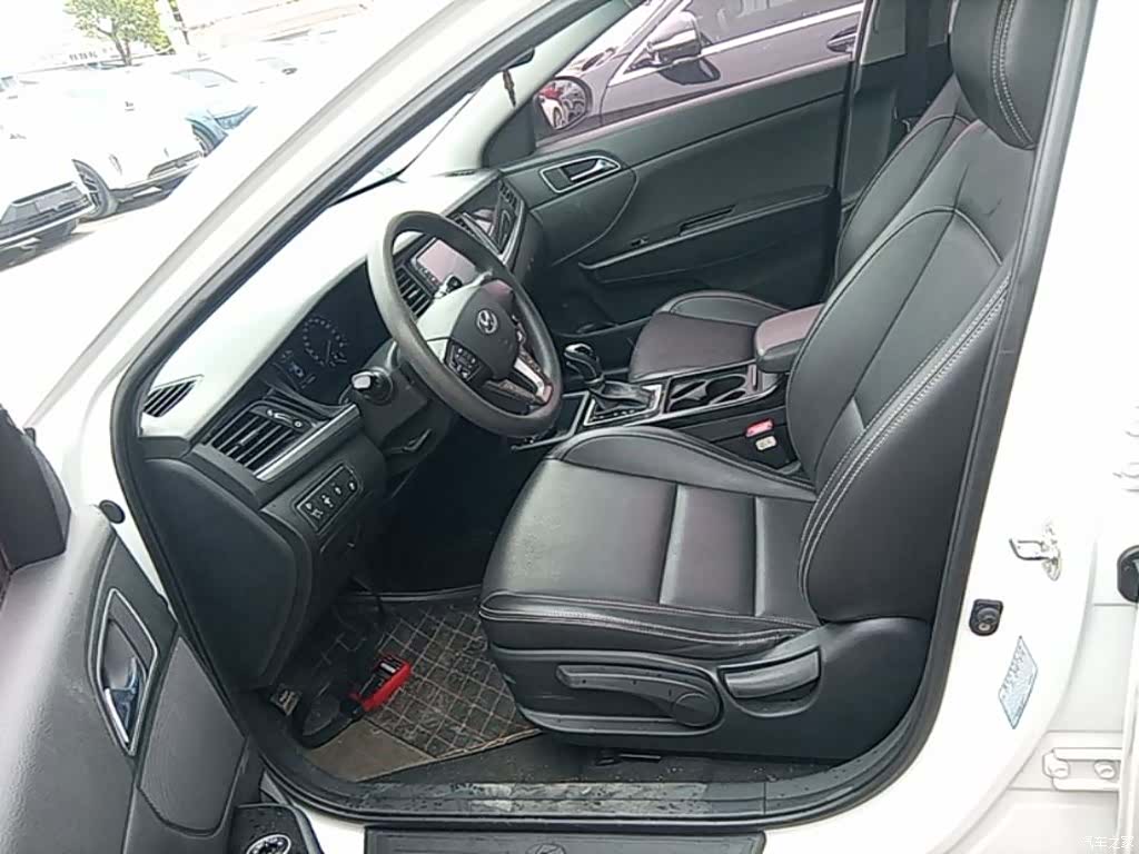 Hyundai GLS, 2019 11