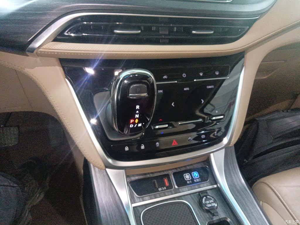 Buick GL8, 2021 10