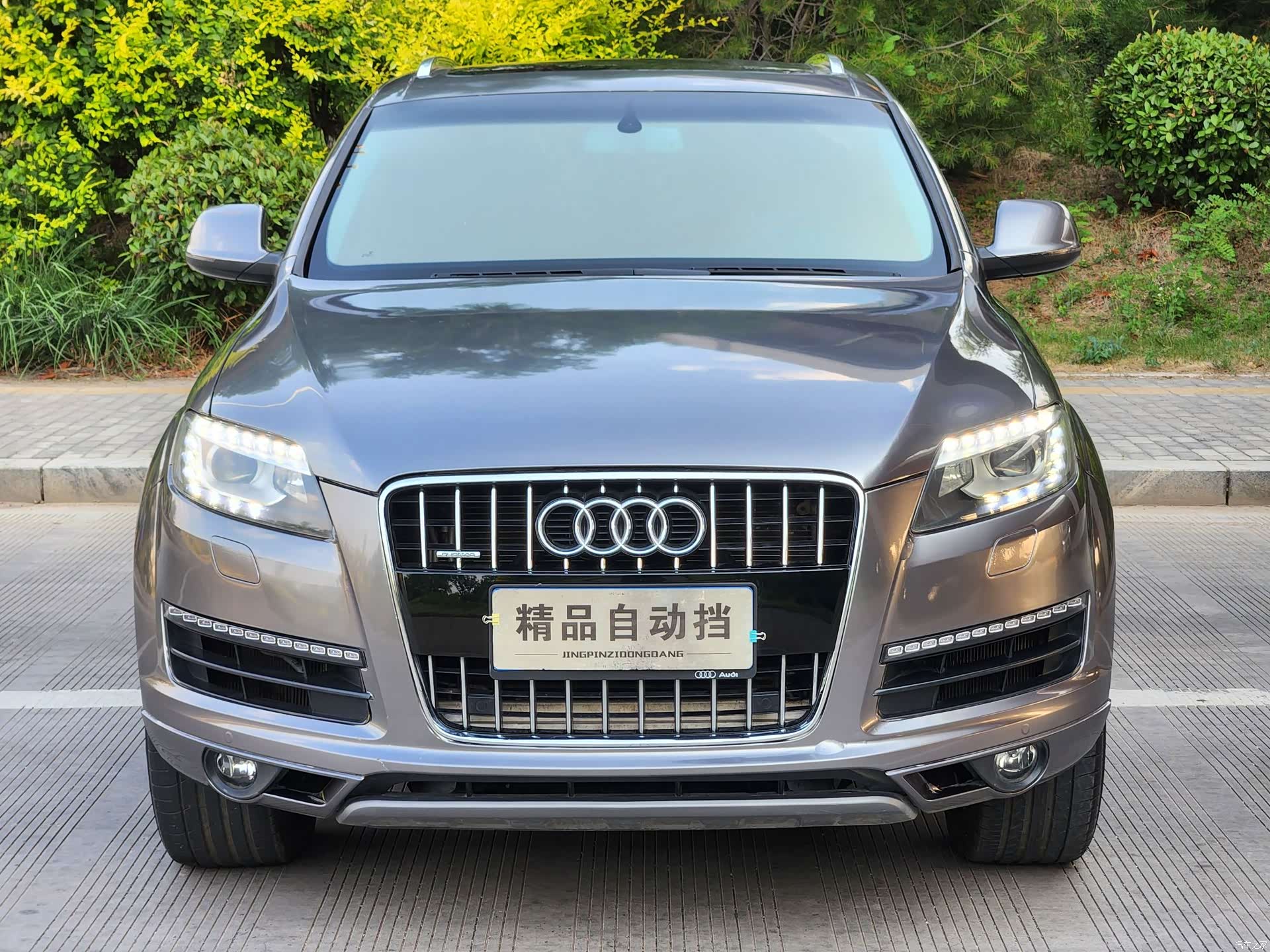 Audi Q7, 2015 1