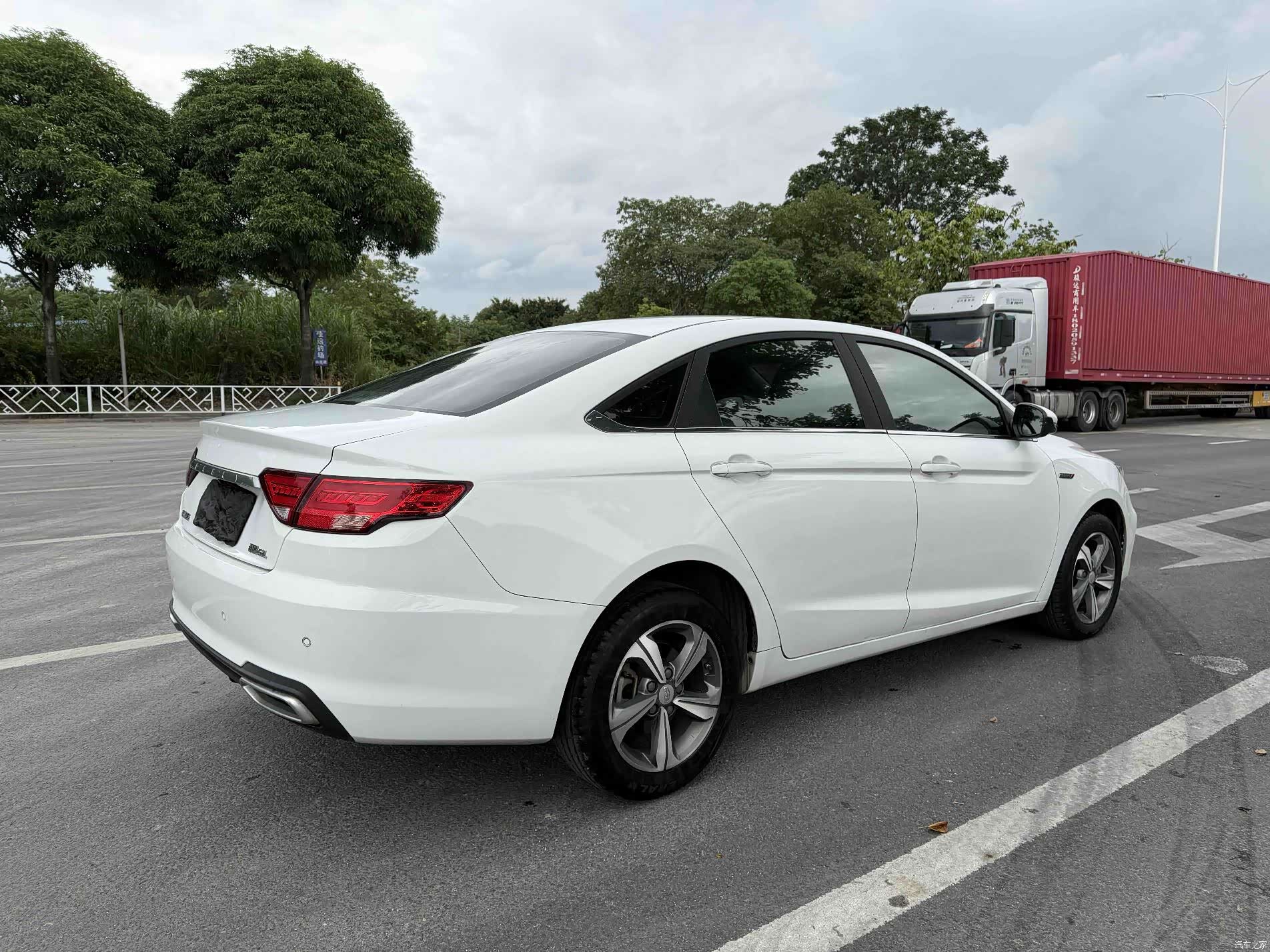 Geely Emgrand, 2018 7