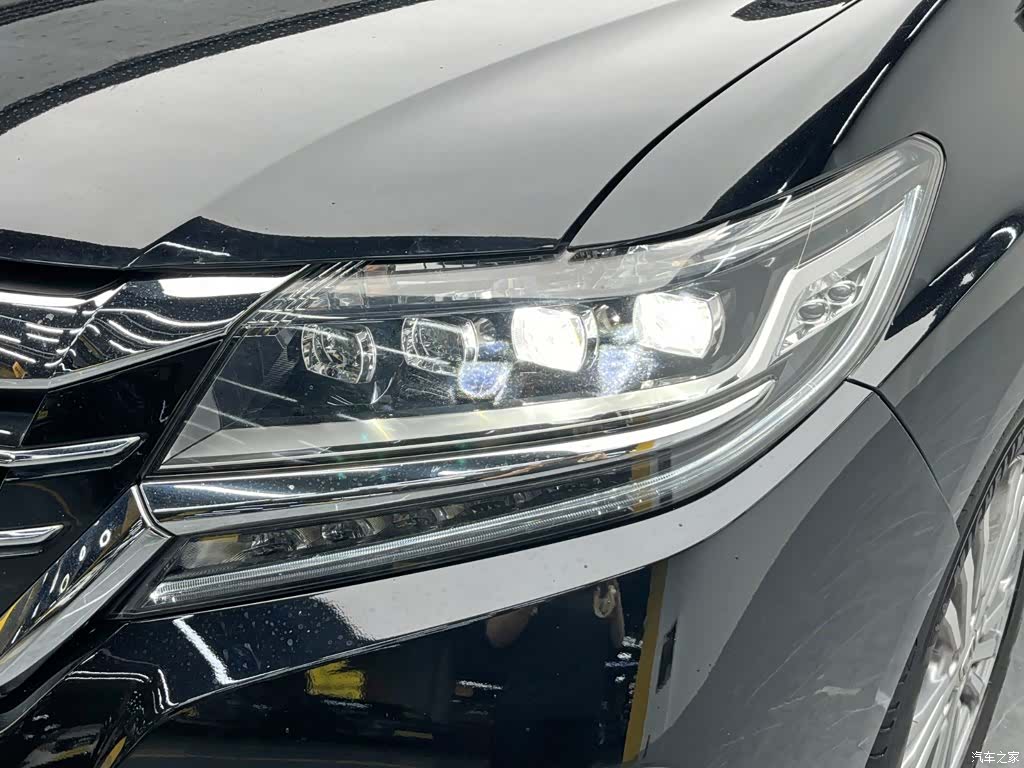 Honda Elysion, 2017 9