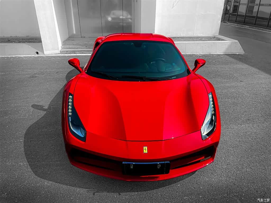 Ferrari 488, 2017 9