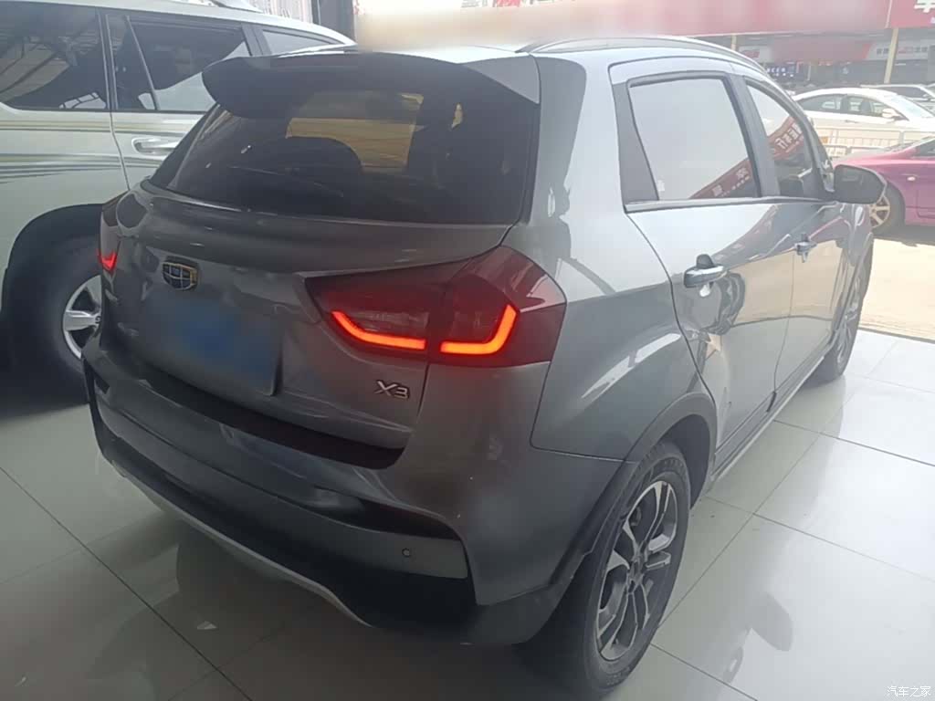 Geely X3, 2020 все фото