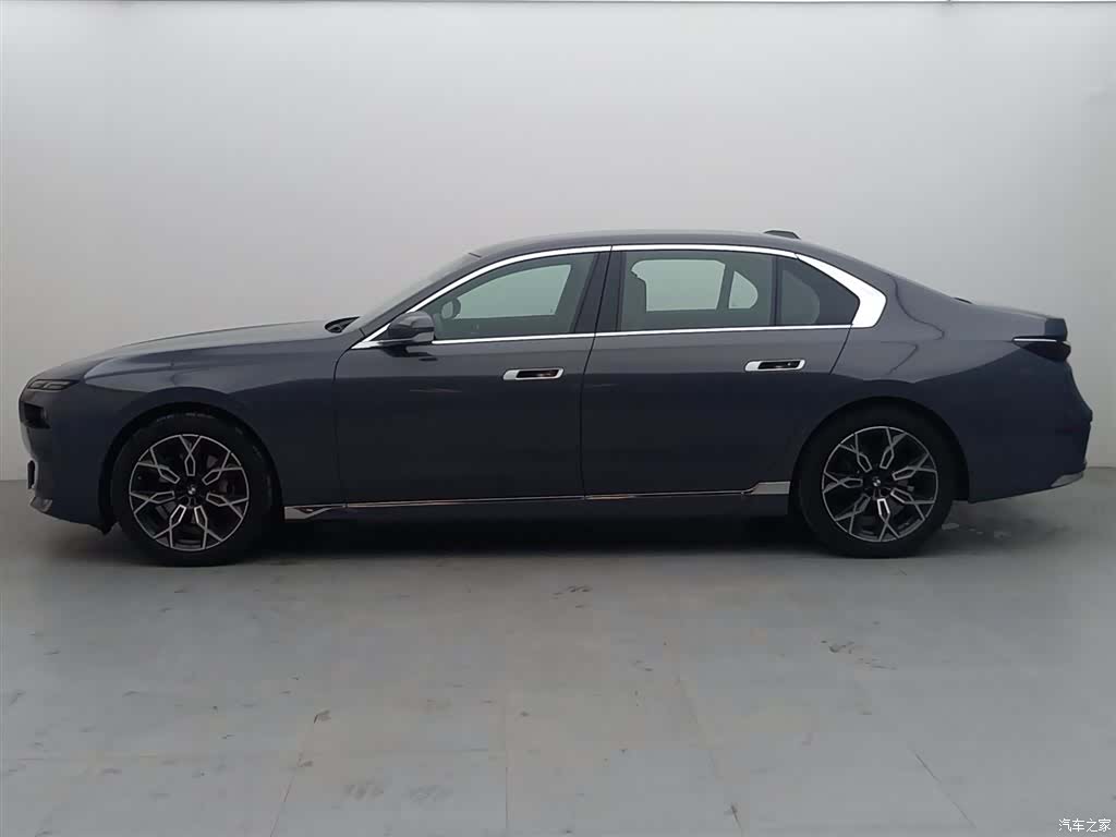 BMW 7 Series, 2024 3
