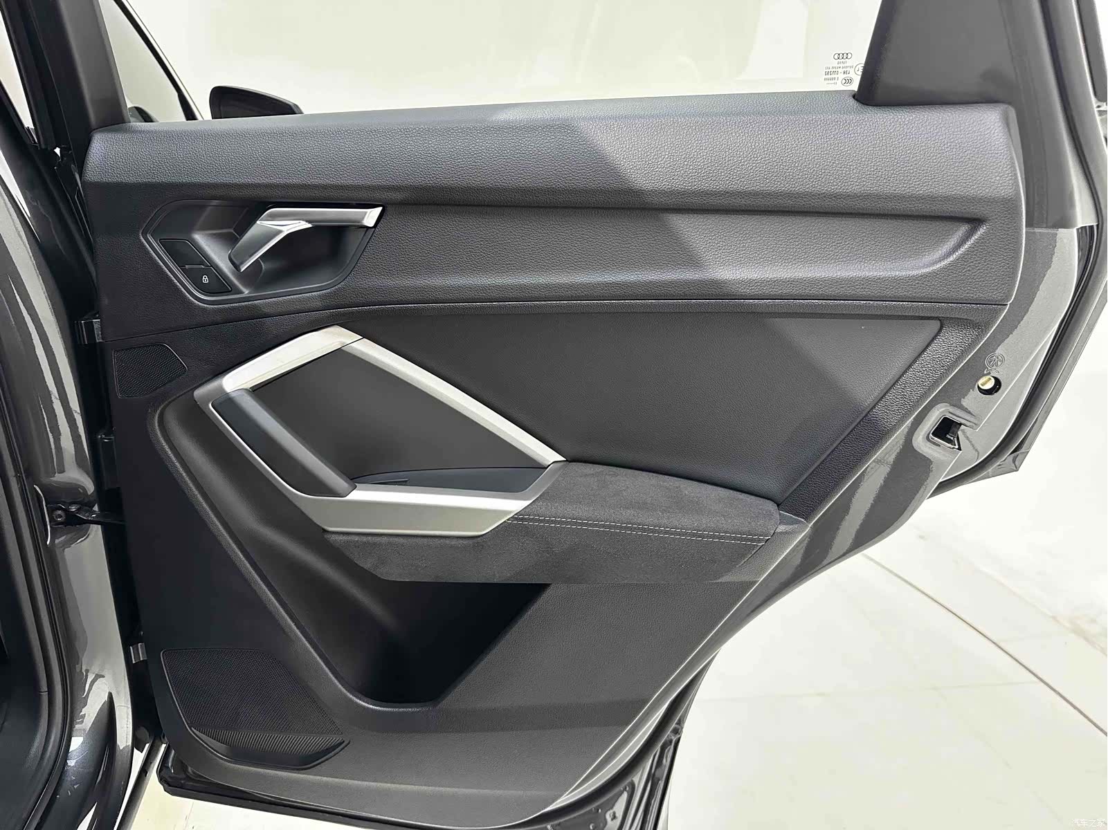 Audi Q3, 2022 14
