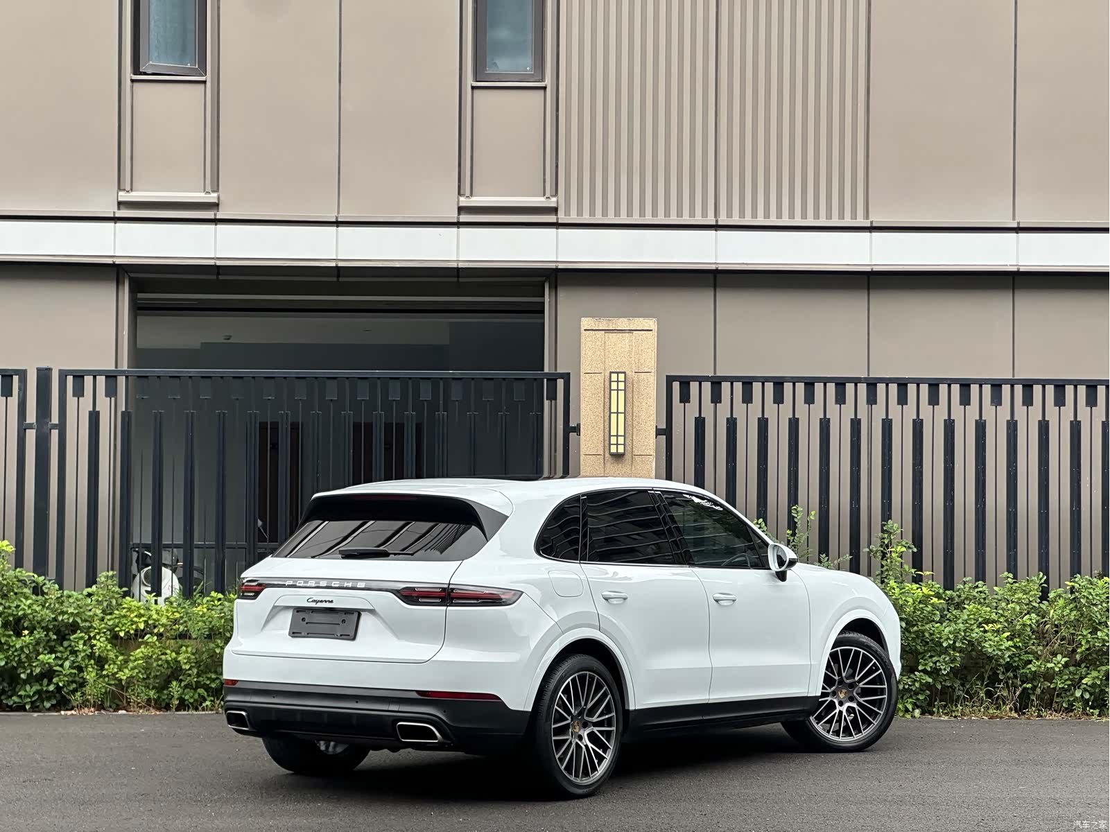 Porsche Cayenne, 2022 4