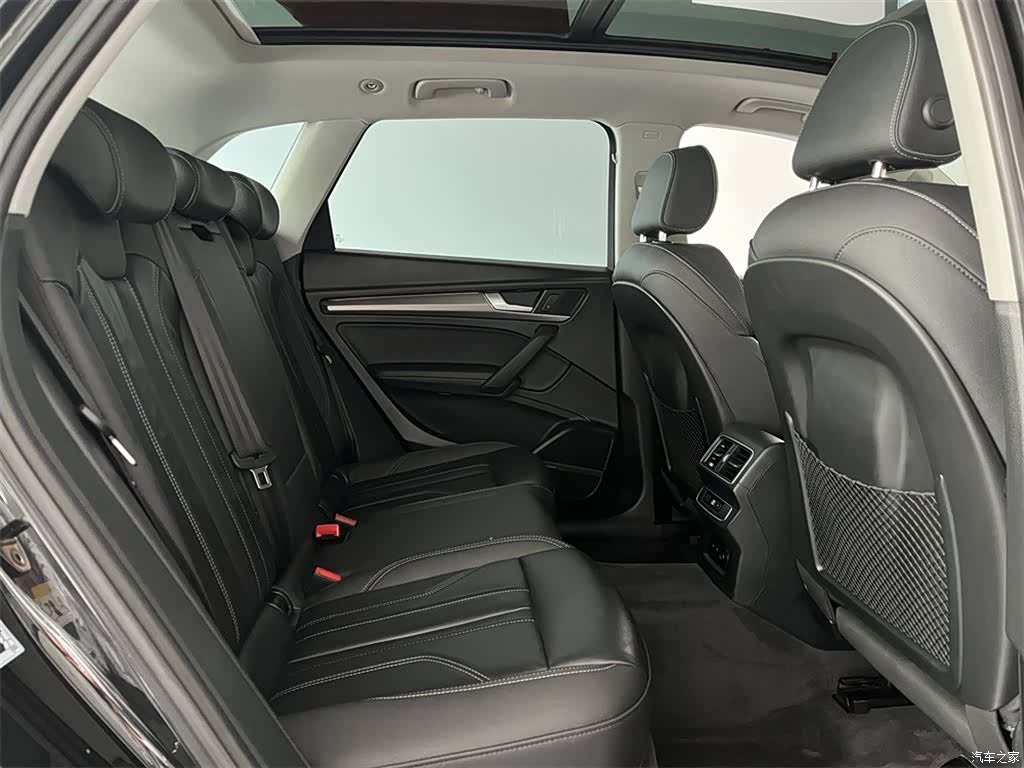 Audi Q5L, 2022 7