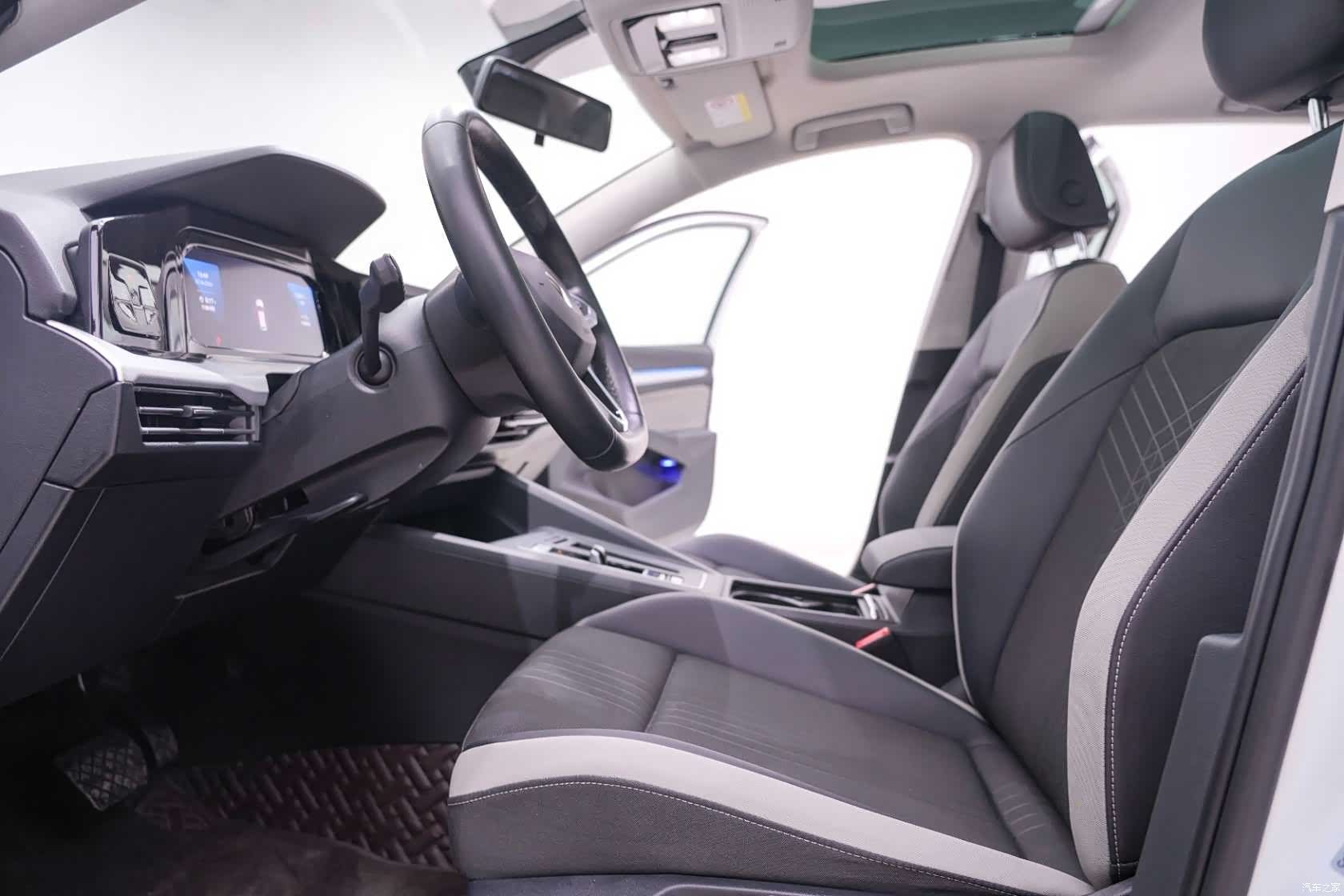 Volkswagen Golf, 2021 20