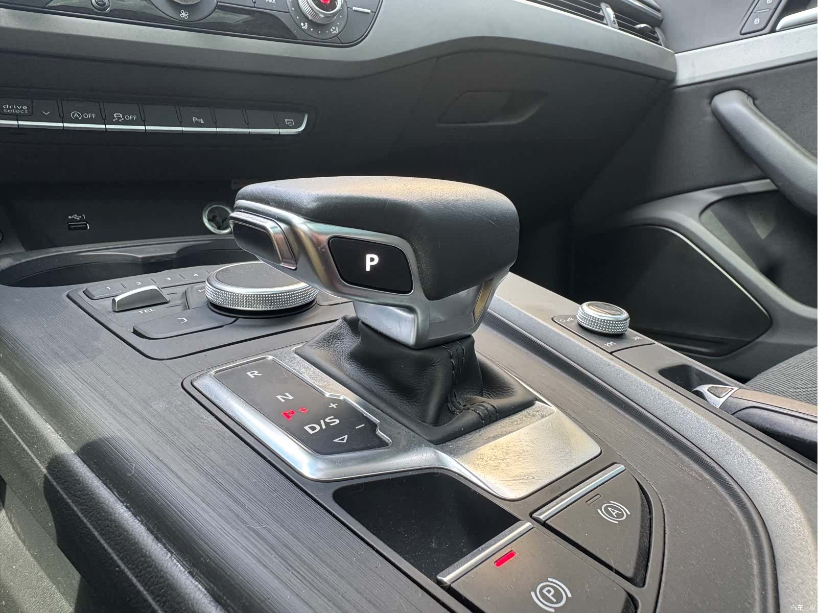 Audi A4L, 2020 9