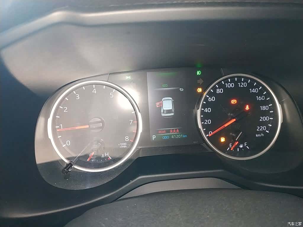 Toyota Wildlander, 2022 4